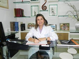 Dra. Adriana Afonso
