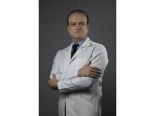 Dr. Alexandre Nunes