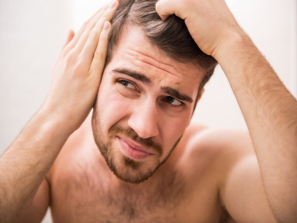 causas da perda de cabelo